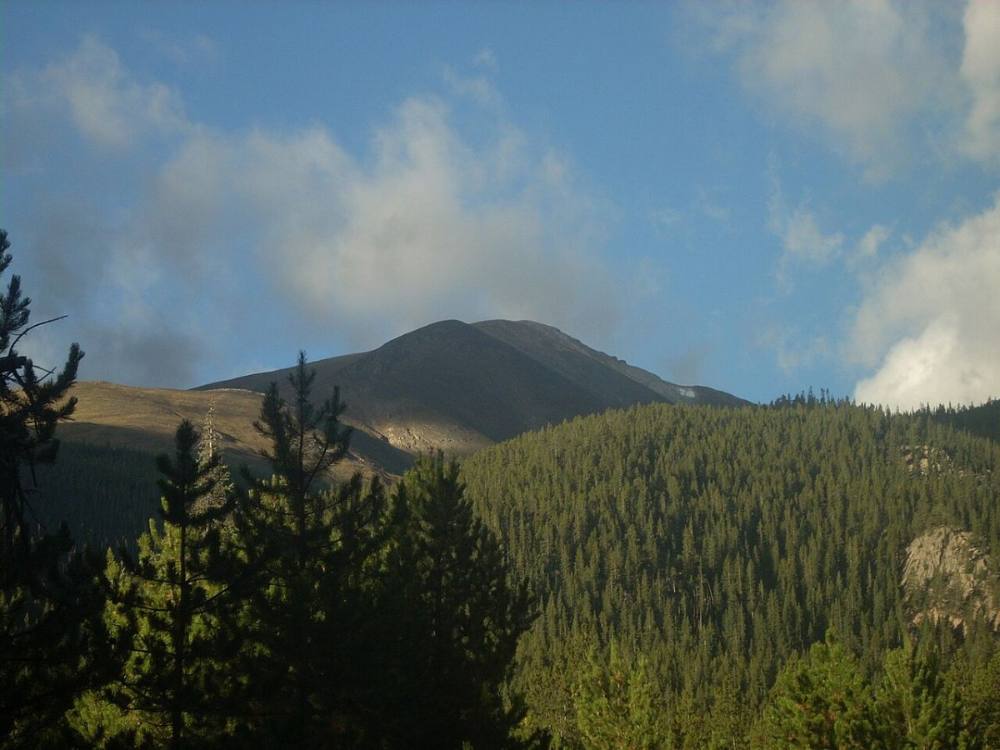 The northeast ridge and its false summits