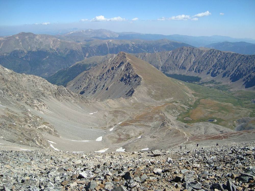 Where the trail starts to climb into the switchbacks