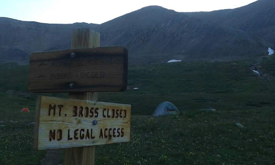 The closure sign for Bross at Kite Lake