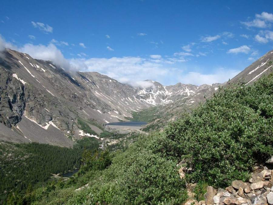 Blue Lakes and the dam where the route starts